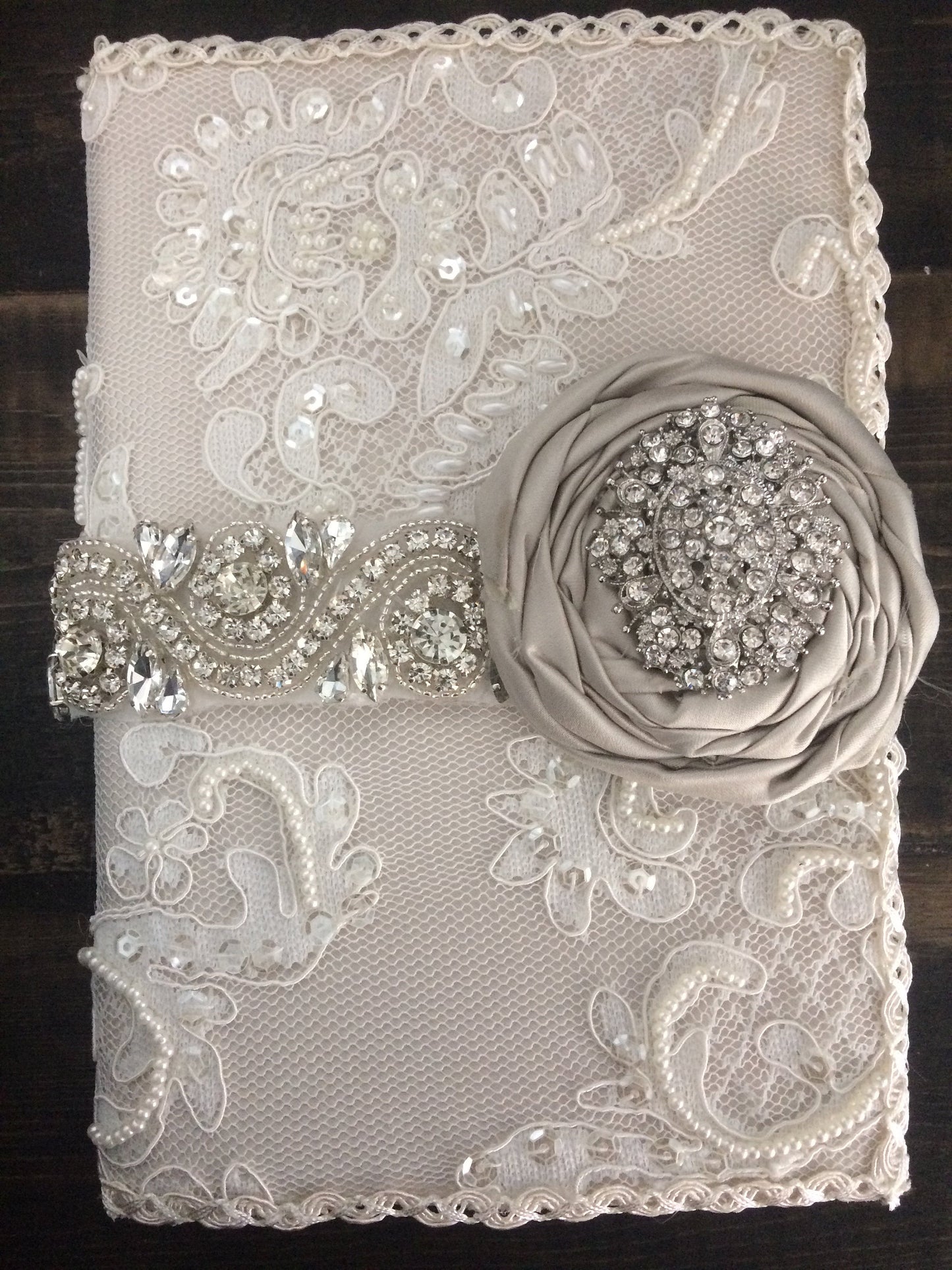 Wedding ceremony/champagne lace ivory bible/brown catholic Lace Wedding bible and Rosary