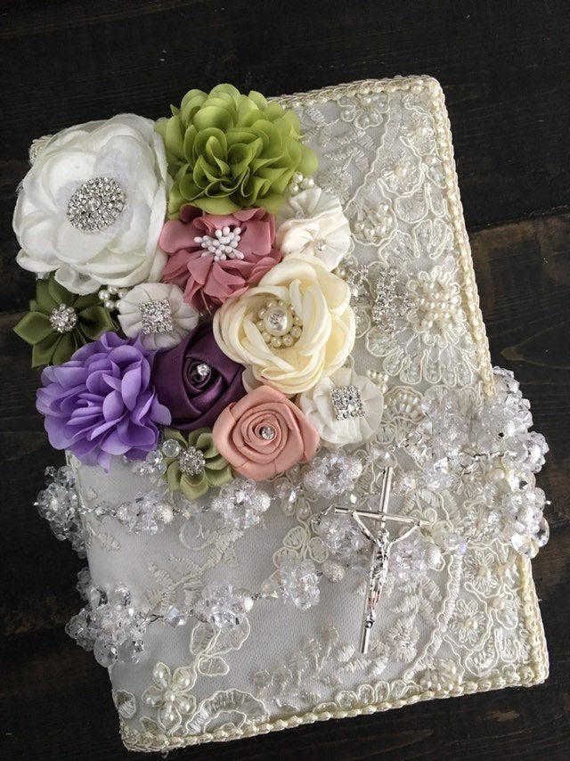 Wedding ceremony/lace ivory Garden theme catholic Lace Wedding bible and Rosary