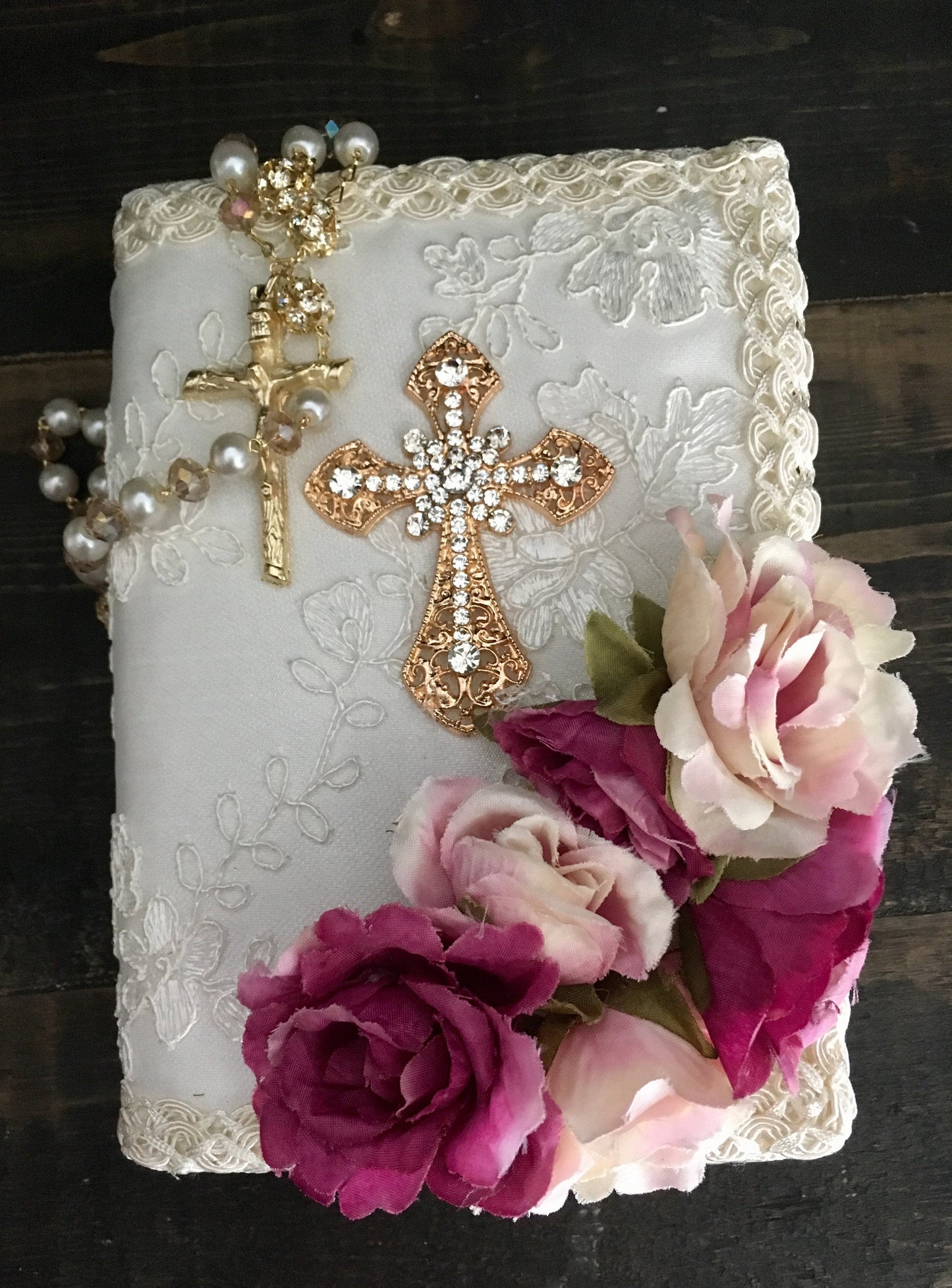 Ivory Wedding bible, Baptism Bible, Communion Bible, Quinceanera bible and rosary set