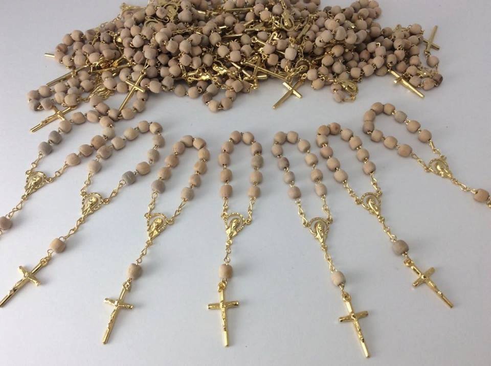 60pcs rose scent mini rosaries favors Wedding, baptism Favor, Decade Rosaries, Rosary Favors, Wood rosaries, Wood beads, Metal cross