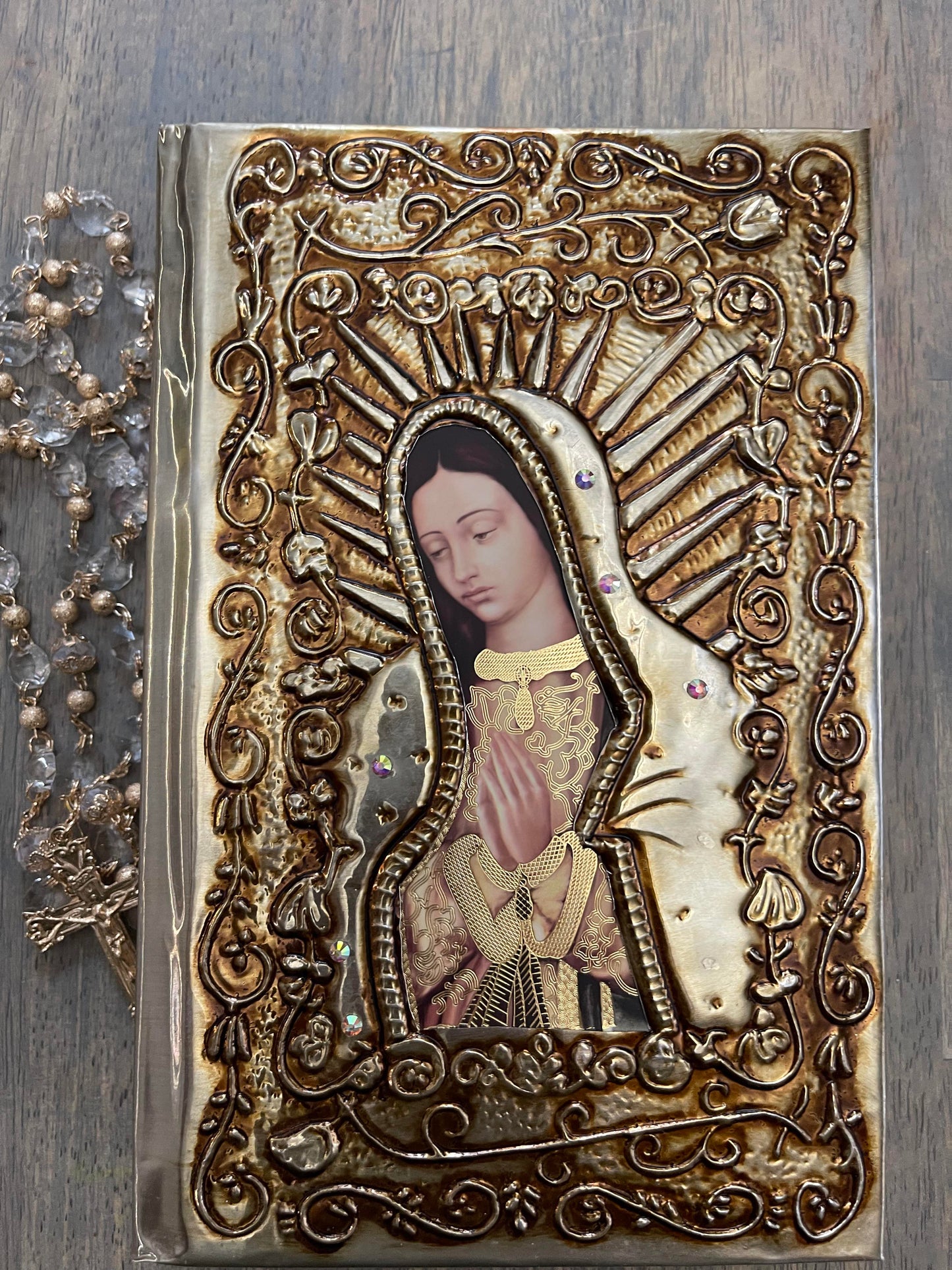 English bible repujado, wedding bible, Quinceañera bible, Biblia de Repujado, embossed metal sheeting bible, Virgen de Guadalupe