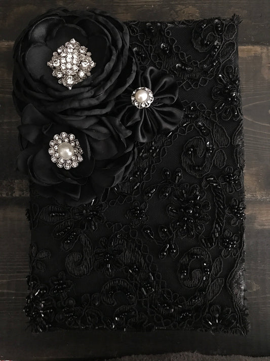 wedding Ceremony/black and white wedding/ Wedding Bible/Biblia boda/quinceanera/cotillion