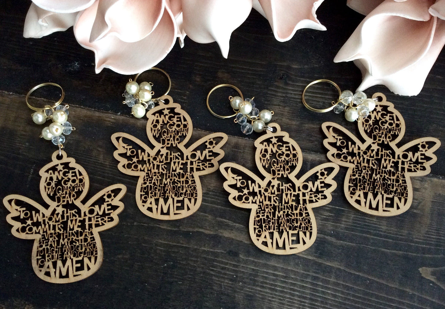 Baptism Favor /40 pcs keychain grail wood charm/Wedding favors/communion Favors/Communion favors/Recuerditos