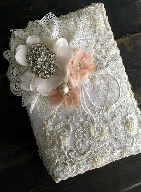 Wedding Bible/Biblia boda/quinceanera/cotillion, wedding ceremony, blush wedding, wedding book, wedding couple gift