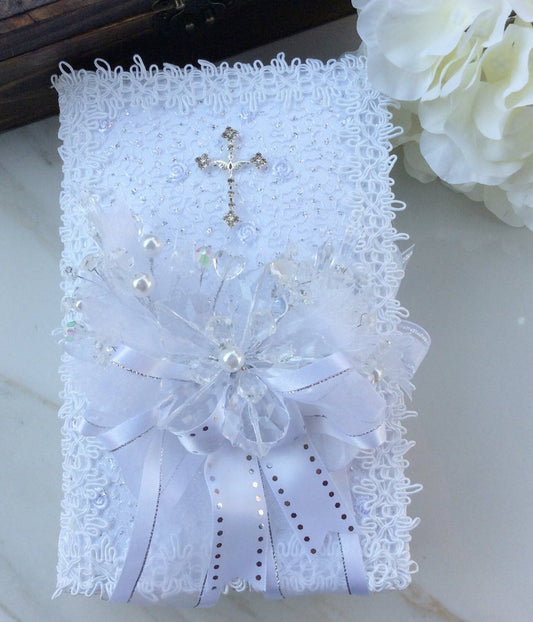 Wedding Bible, Ceremony bible, Religious bible, Biblia, Biblia boda, quinceanera, cotillion, Lace Bible, Bible Cover, ivory wedding bible