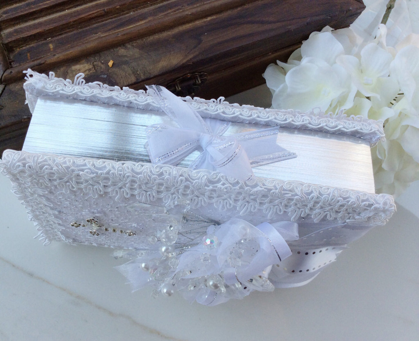 Wedding Bible, Ceremony bible, Religious bible, Biblia, Biblia boda, quinceanera, cotillion, Lace Bible, Bible Cover, ivory wedding bible