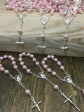 20 pcs Glass Pearl Decade Rosaries, Mini Rosaries, bead First communion favors Recuerditos Bautizo / Mini Rosary Baptism Favors 20 pcs